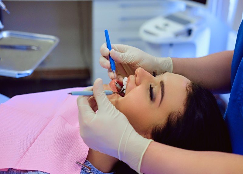 Best Clinic For Tooth Extraction in Indirapuram